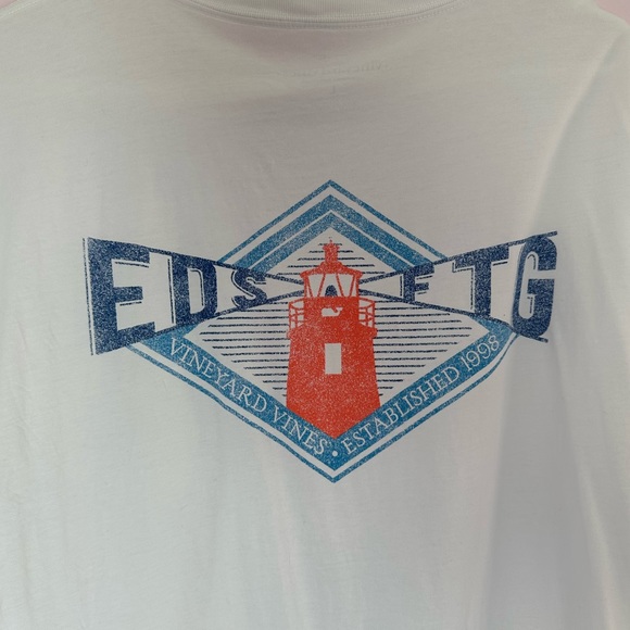 Vineyard Vines Short Sleeve Pocket T - Picture 2 of 3